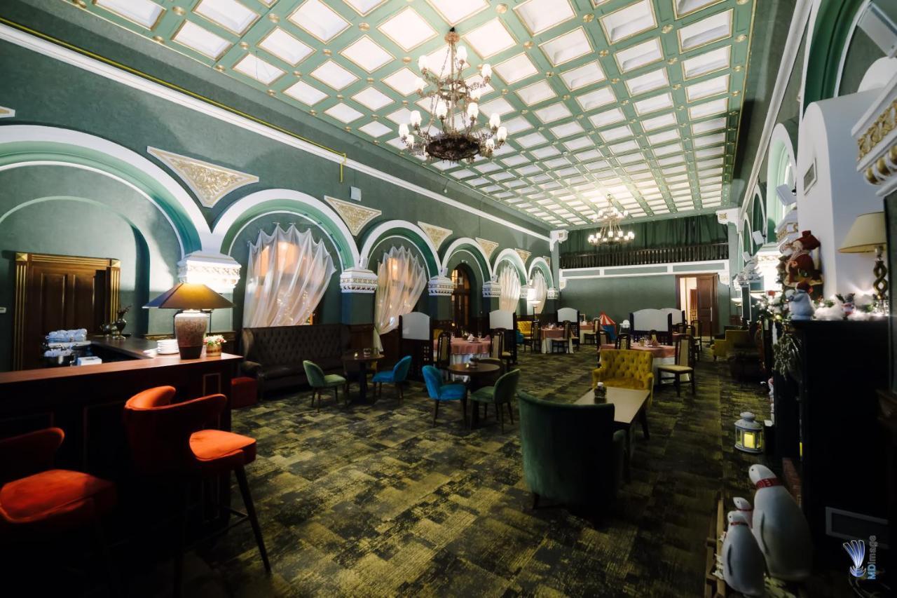 Hotel La Belle Epoque Petroşani Eksteriør bilde